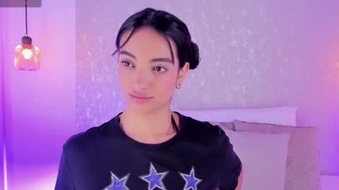 Snapshot of isamonroee chatting on September 15, 2:40 pm Isa Monroee online show from September 15, 2:40 pm