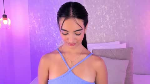 Snapshot of isamonroee chatting on September 12, 2:52 pm Isa Monroee online show from September 12, 2:52 pm