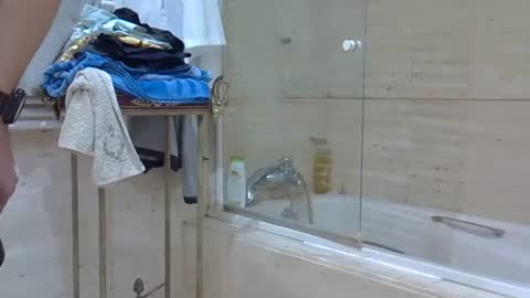 isd1969 online show from February 24, 12:05 pm