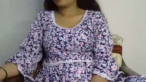 Snapshot of ishika_ishu chatting on September 13, 8:06 am ishika_ishu online show from September 13, 8:06 am