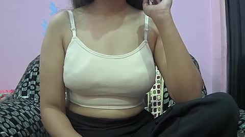 ishika_singh_ online show from October 30, 2:34 am