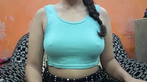 ishika_singh_ online show from September 19, 2:59 am