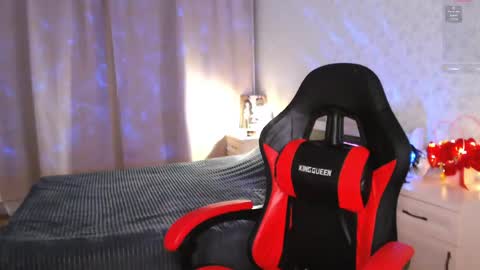 isingle_mom online show from May 5, 2:45 pm