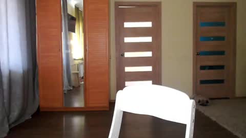 isingle_mom online show from May 20, 7:16 am