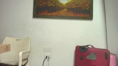 Snapshot of isis_pink chatting on October 2, 2:05 pm Alaya online show from October 2, 2:05 pm