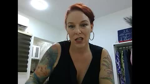 Snapshot of island_serena chatting on September 15, 9:16 pm Sexy Serena online show from September 15, 9:16 pm