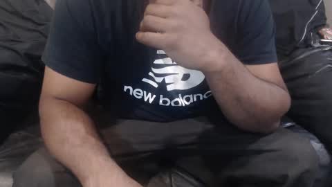 Snapshot of islandboi_88 chatting on January 18, 12:02 am islandboi_88 online show from January 18, 12:02 am