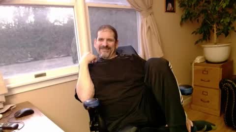 Snapshot of islandguy70 chatting on February 17, 10:38 pm Jim online show from February 17, 10:38 pm