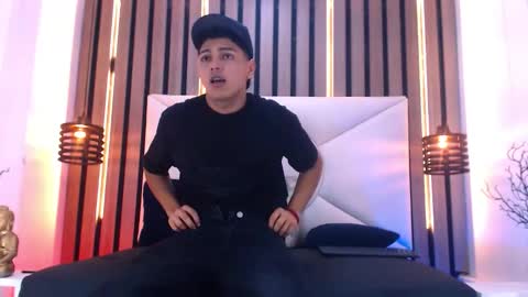 ismael_ospina online show from September 23, 5:41 pm