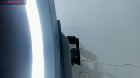 issa_kitty online show from September 22, 5:17 pm