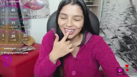 Issa  online show from November 14, 5:59 pm