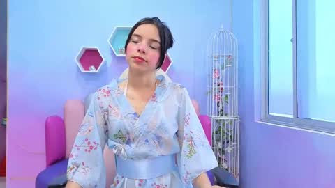 Issa Skinny online show from September 18, 11:36 am