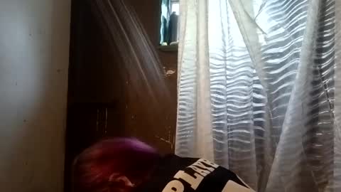 Snapshot of issyamazin667 chatting on September 18, 7:40 pm Girlnextdoor online show from September 18, 7:40 pm