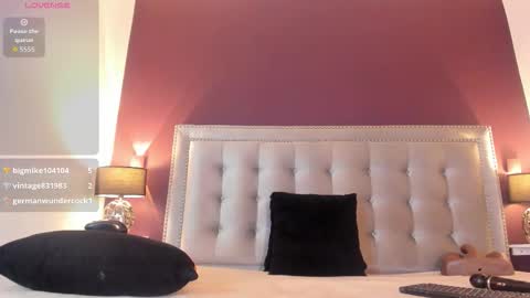 Isabelle online show from January 14, 12:13 pm