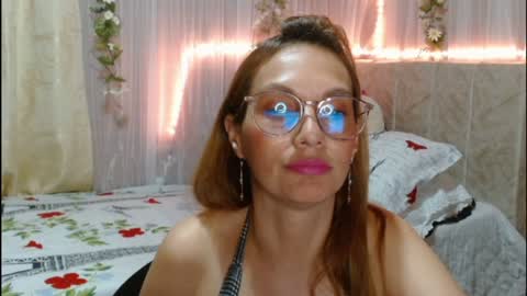 Snapshot of italagomez chatting on December 19, 12:13 am Itala Gomez online show from December 19, 12:13 am