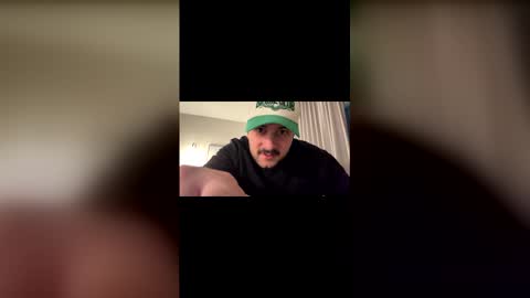 italianladd online show from December 5, 7:51 am