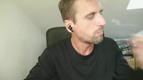 Snapshot of italiano116116 chatting on September 16, 8:39 am italiano116116 online show from September 16, 8:39 am