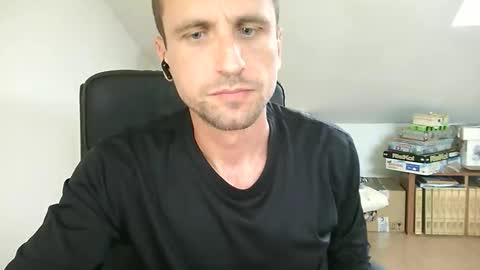 italiano116116 online show from June 1, 9:32 am