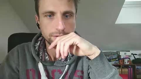 Snapshot of italiano116116 chatting on March 10, 8:39 am italiano116116 online show from March 10, 8:39 am