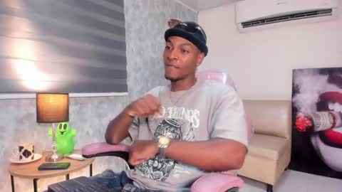 itanxfor online show from November 13, 1:47 pm