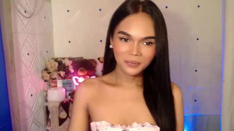 Snapshot of itgirl_cathy chatting on February 26, 12:09 am CathCathy online show from February 26, 12:09 am