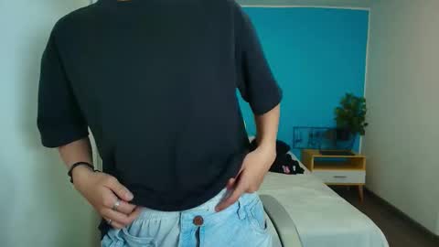 Snapshot of ithan__ chatting on September 15, 7:04 pm ithan__ online show from September 15, 7:04 pm