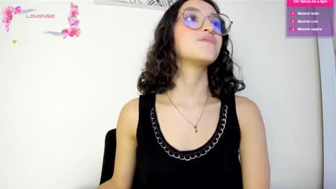 Snapshot of its__angelica_ chatting on March 3, 9:48 pm Angelica online show from March 3, 9:48 pm