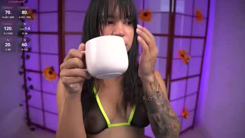   online show from October 13, 4:09 pm