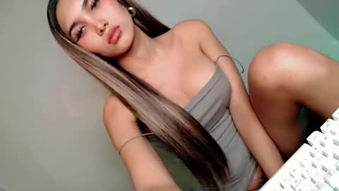 Bella online show from February 2, 11:07 am
