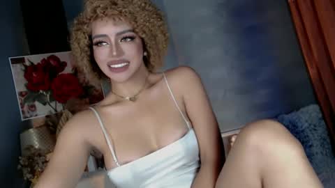 Snapshot of its_me_cataleya chatting on February 1, 2:47 am Cataleya Rogers online show from February 1, 2:47 am