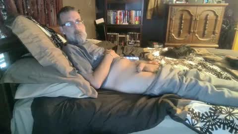 itsjustme81872 online show from September 13, 12:07 pm
