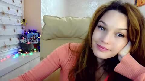 Snapshot of itslunaday chatting on December 12, 5:04 pm itslunaday online show from December 12, 5:04 pm