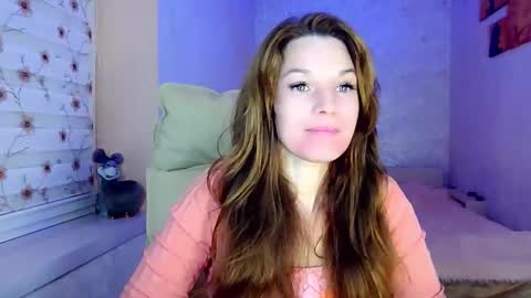 Snapshot of itslunaday chatting on September 15, 6:53 pm itslunaday online show from September 15, 6:53 pm
