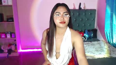 Siana online show from February 7, 3:13 am