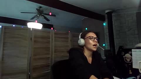 ItsMeSophie X online show from October 1, 4:50 pm