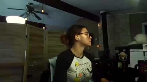 ItsMeSophie X online show from October 14, 4:32 pm