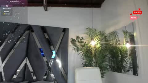 Moon online show from March 23, 10:53 am