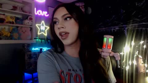 Nicki Foxx online show from January 5, 12:31 am