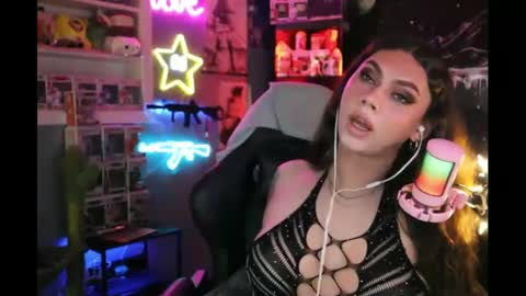 Nicki Foxx online show from February 11, 12:17 am