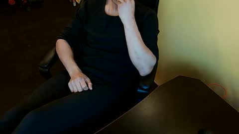 itssallgravy online show from November 2, 8:09 pm