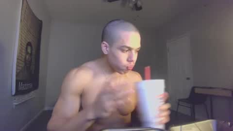 Snapshot of itstarzan chatting on March 1, 2:59 am TARZAN online show from March 1, 2:59 am