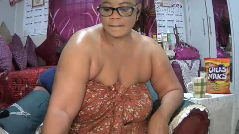 itumeleng74 online show from April 4, 5:14 am