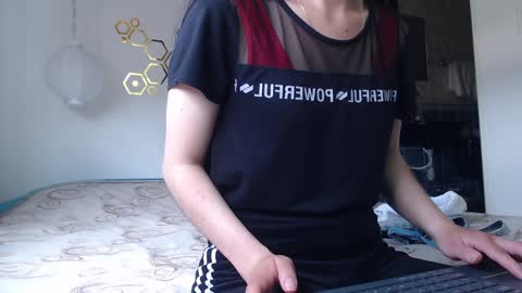 Adris online show from February 8, 8:32 pm
