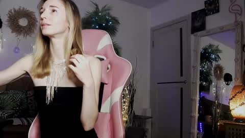 Snapshot of ivankai_ chatting on March 9, 6:54 pm ivankai_ online show from March 9, 6:54 pm