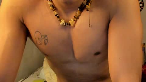 Snapshot of ivano_jones chatting on January 31, 12:18 pm Ivano online show from January 31, 12:18 pm