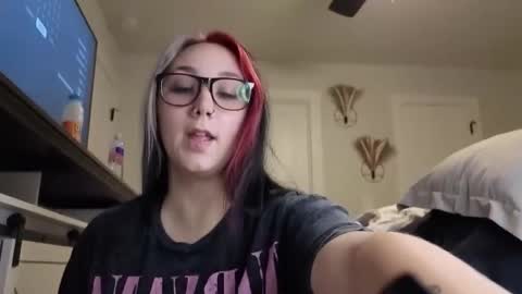 ivey jade online show from October 22, 5:10 am