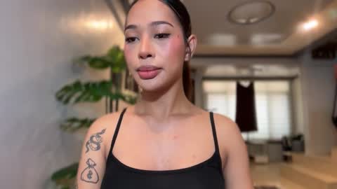 kirstenelsie online show from February 13, 2:37 am