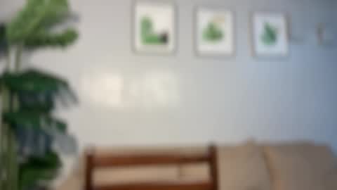 kirstenelsie online show from December 1, 12:52 am