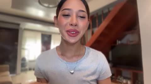 kirstenelsie online show from February 4, 6:50 am