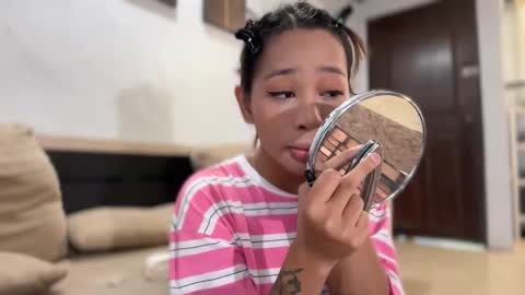 kirstenelsie online show from January 12, 12:50 am